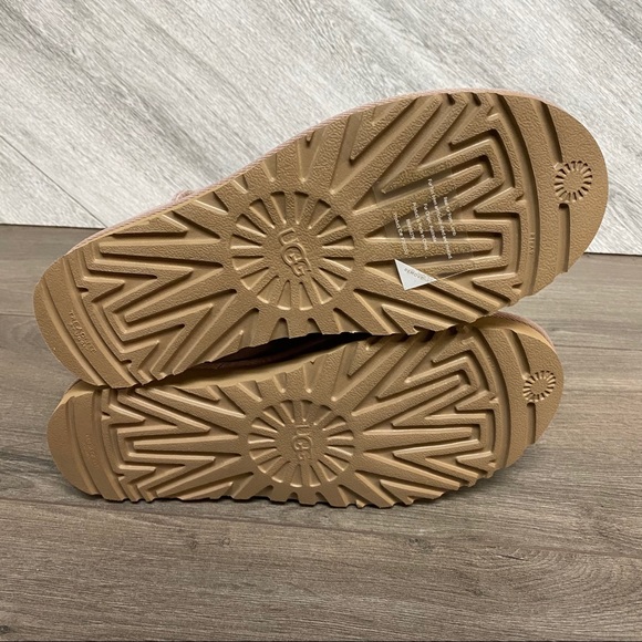 UGG | Classic Short II Boots In Dusk Size 9 NEW - Picture 7 of 10